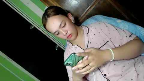 Snapshot of daisylira chatting on 16, 12, 2025 LILY christmas wish breast implant online show from 16, 12, 2025