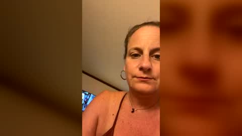 Snapshot of daisymae0017 chatting on 23, 7, 2026 daisymae0017 online show from 23, 7, 2026