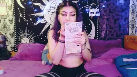 Snapshot of dak_7 chatting on 21, 12, 2024 -- -- help me reach 100 hands up online show from 21, 12, 2024