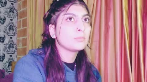 Snapshot of dak_7 chatting on 10, 2, 2025 -- -- help me reach 100 hands up online show from 10, 2, 2025