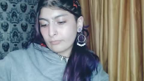 Snapshot of dak_7 chatting on 12, 2, 2025 -- -- help me reach 100 hands up online show from 12, 2, 2025