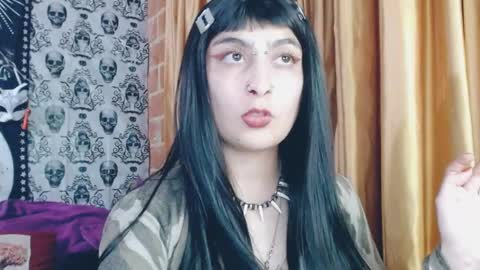 Snapshot of dak_7 chatting on 7, 3, 2025 -- -- help me reach 100 hands up online show from 7, 3, 2025