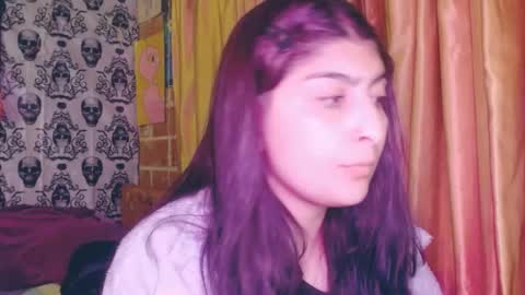 Snapshot of dak_7 chatting on 26, 9, 2025 -- -- help me reach 100 hands up online show from 26, 9, 2025