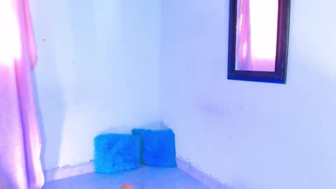 VALENTINA  online show from 9, 11, 2025