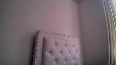 Dakota and Aron online show from 8, 3, 2025