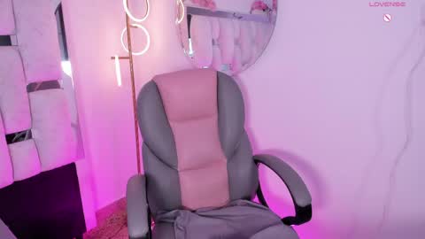 dakota_jhons1 online show from 27, 4, 2026