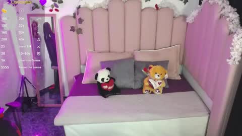 Caroliina online show from 29, 4, 2026