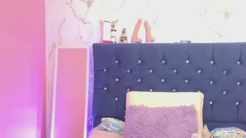 dakotaa_johnson online show from 29, 7, 2026
