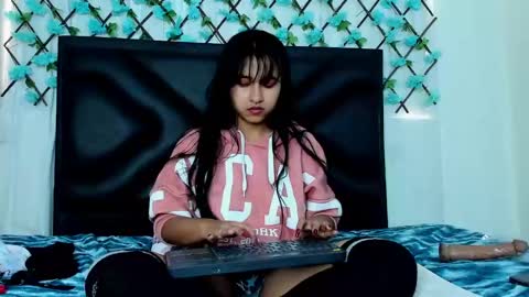 dakotaholand online show from 2, 1, 2025