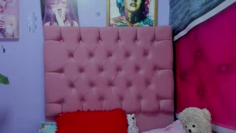 Mariana online show from 23, 10, 2025