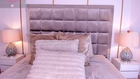    online show from 28, 4, 2026