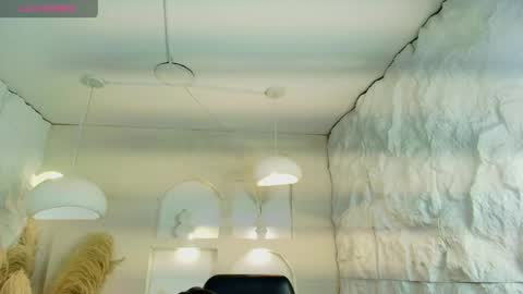 Dakotha  online show from 28, 4, 2026