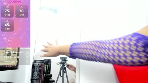  Ren  online show from 29, 12, 2024