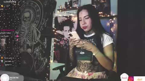 dalia_vorhees online show from 6, 1, 2025