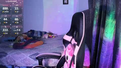 Dalia April online show from 4, 4, 2026