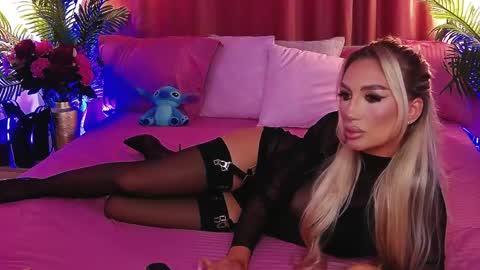 DalidaSelena online show from 5, 6, 2026
