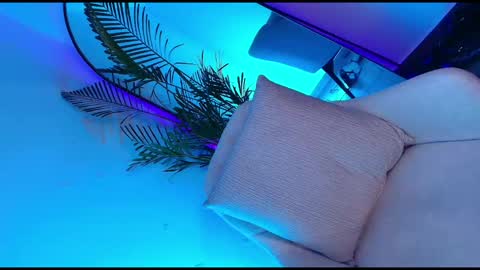 dalilathoms online show from 11, 1, 2026