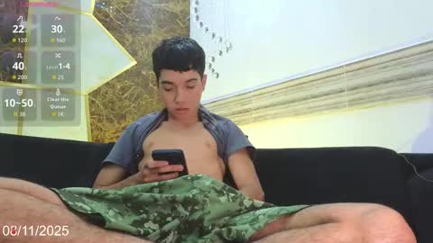 Snapshot of dallen_grant chatting on 8, 11, 2025 Dallen Grant online show from 8, 11, 2025