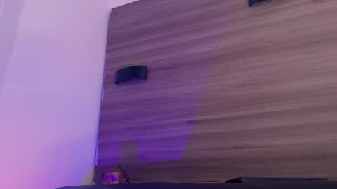         online show from 6, 3, 2026