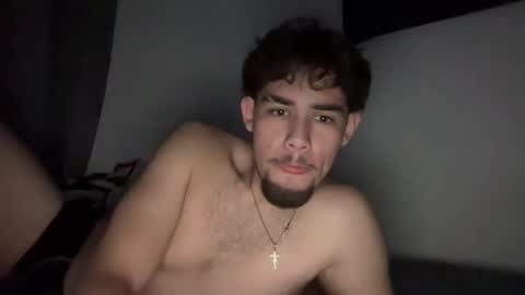 Snapshot of damiam_xj chatting on 9, 11, 2025 damiam xj online show from 9, 11, 2025