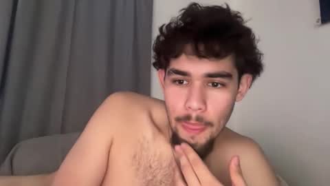 Snapshot of damiam_xj chatting on 1, 12, 2025 damiam xj online show from 1, 12, 2025