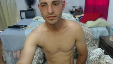 Snapshot of damian_29 chatting on 4, 5, 2026 Damian online show from 4, 5, 2026