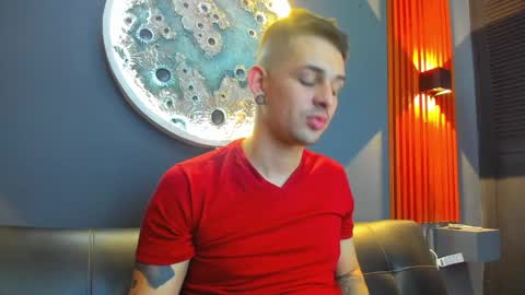 Damian Oliver online show from 3, 12, 2024