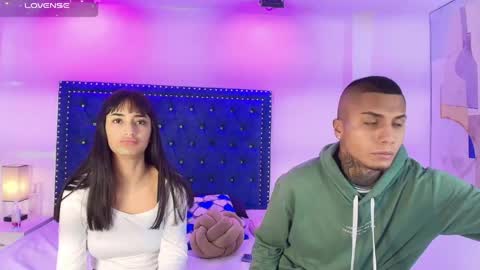 DAMIAN AND ROXANNE.  online show from 20, 4, 2026