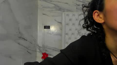 damian_and_tiana online show from 4, 3, 2025