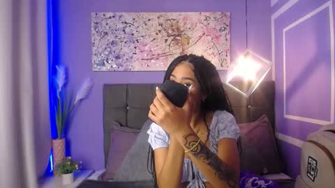 Snapshot of damian_n_lissa chatting on 20, 11, 2025 damian_n_lissa online show from 20, 11, 2025