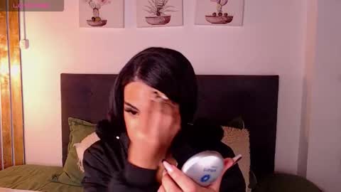 Snapshot of damian_n_lissa chatting on 6, 1, 2026 damian_n_lissa online show from 6, 1, 2026