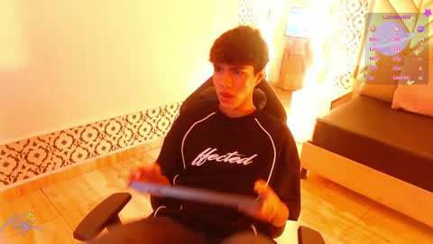 damian_tay online show from 11, 4, 2026