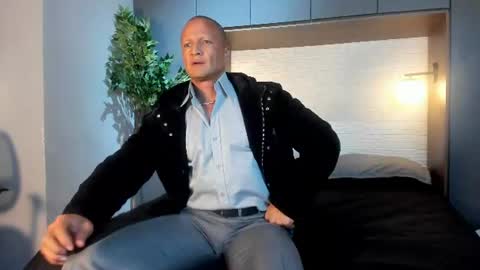 Damian  online show from 23, 7, 2026