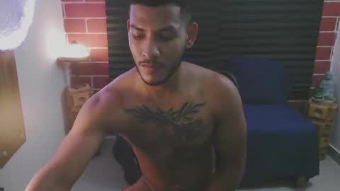 instagram damiannreed. online show from 5, 2, 2025