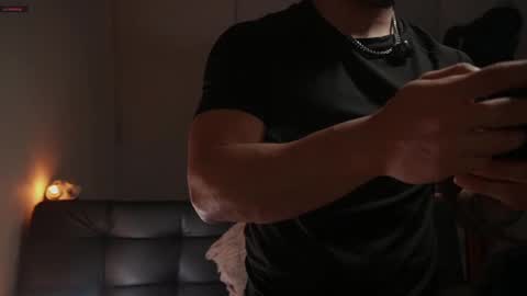 Snapshot of damianow chatting on 24, 9, 2025 insta damn8 -------- online show from 24, 9, 2025