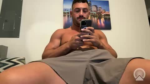 Snapshot of damnimhandsome25 chatting on 10, 11, 2025 Clyde online show from 10, 11, 2025