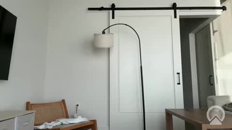 Snapshot of damnimhandsome25 chatting on 26, 11, 2025 Clyde online show from 26, 11, 2025