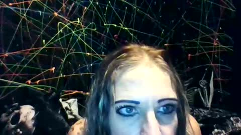 damnitjanet13 online show from 9, 4, 2026