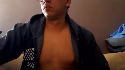 Snapshot of damnsexy0102 chatting on 9, 2, 2026 DamnSexy0102 online show from 9, 2, 2026