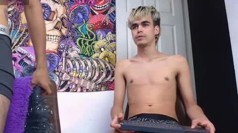 Snapshot of damoncolbi chatting on 18, 1, 2025 damoncolbi online show from 18, 1, 2025