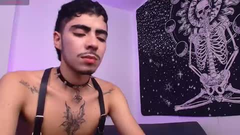 Snapshot of damoncolbi chatting on 8, 3, 2025 damoncolbi online show from 8, 3, 2025