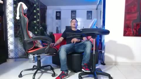 damyan_2003 online show from 14, 12, 2024