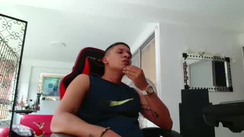 damyan_2003 online show from 18, 2, 2025