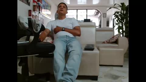 damyan_2003 online show from 24, 2, 2026