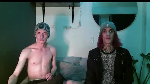 Snapshot of dan_yagami chatting on 1, 2, 2025 Dan and Noah online show from 1, 2, 2025