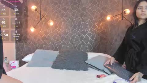    online show from 21, 11, 2025