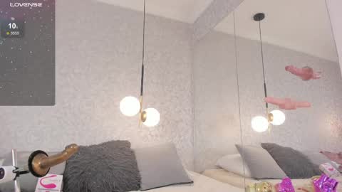    online show from 20, 4, 2026