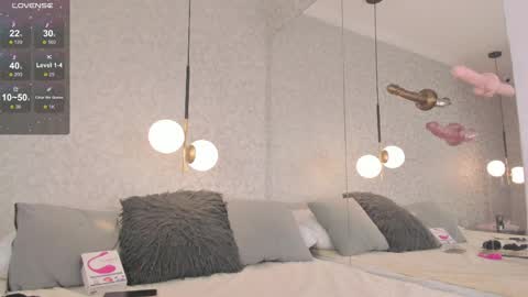    online show from 24, 4, 2026