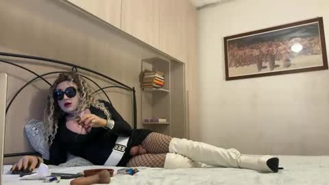 Snapshot of danastone_livingdoll chatting on 1, 2, 2025 danastone_livingdoll online show from 1, 2, 2025