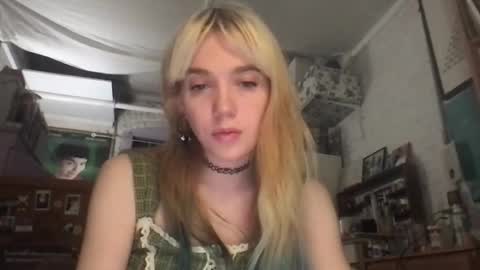 Snapshot of danceissexisbeauty2 chatting on 17, 11, 2025 Your submissive patient online show from 17, 11, 2025